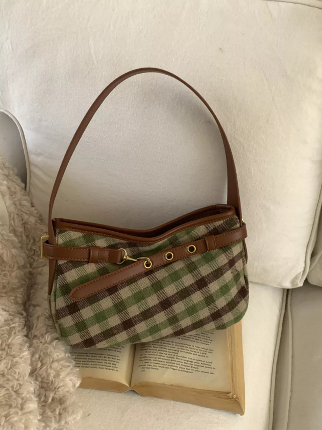 fdc636e3777544bea8ce4c0ba0e3815f-Max-Origin